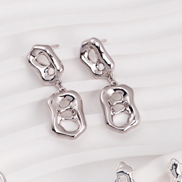 ✨ Classic Sterling Silver Earrings Hypoallergenic - Picture 1 of 3